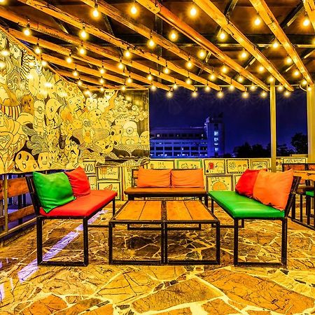 Fabhotel Epic C Scheme Jaipur Exteriör bild